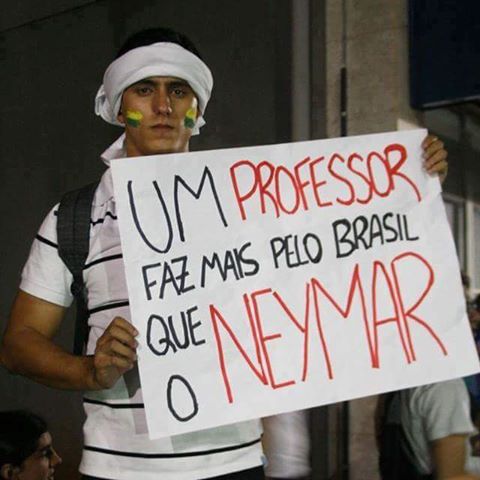 Um professor e o Neymar equivalência